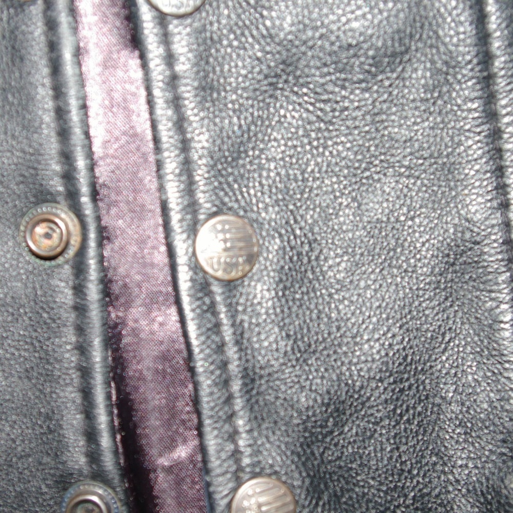 Genuine Leather Motorcycle Biker Vest - Picture 3 of 8